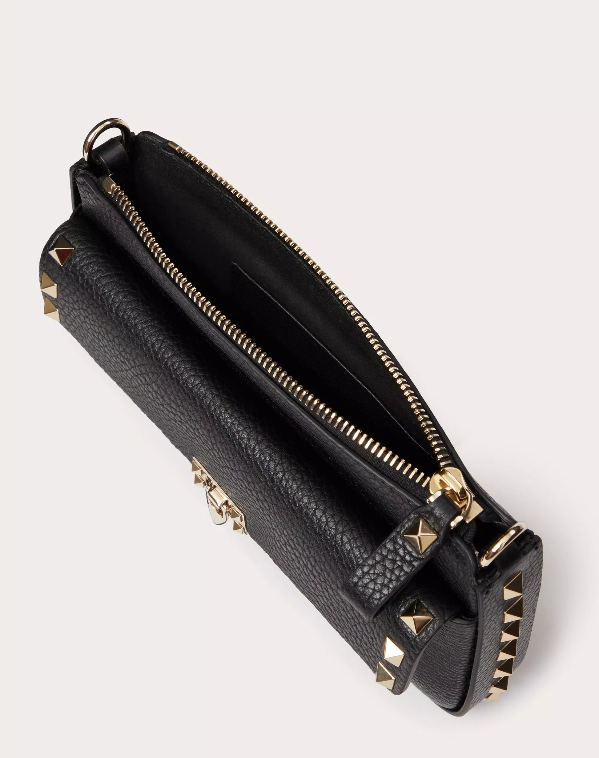 Rockstud best sale calfskin pouch